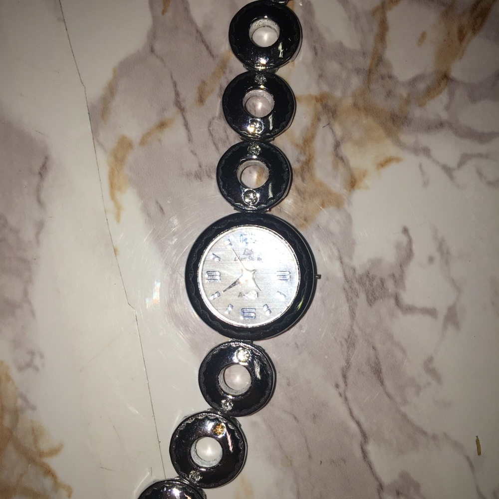 Watch - Picture 3 of 4